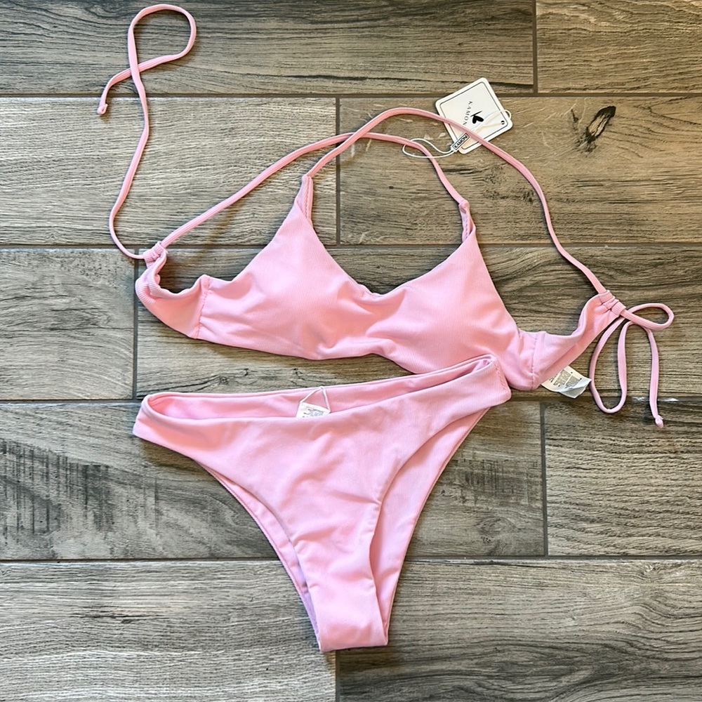 Swim. /BARBIE HYPE/Bikini set, top small, bottom medium. Never worn